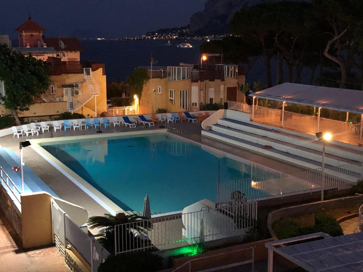 Ashur Apartments Mondello Exteriér fotografie